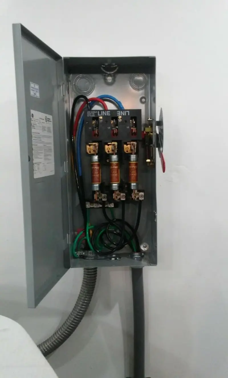 Three-phase disconnect switch installed for Electrical Wiring & Rewiring in Hilliard